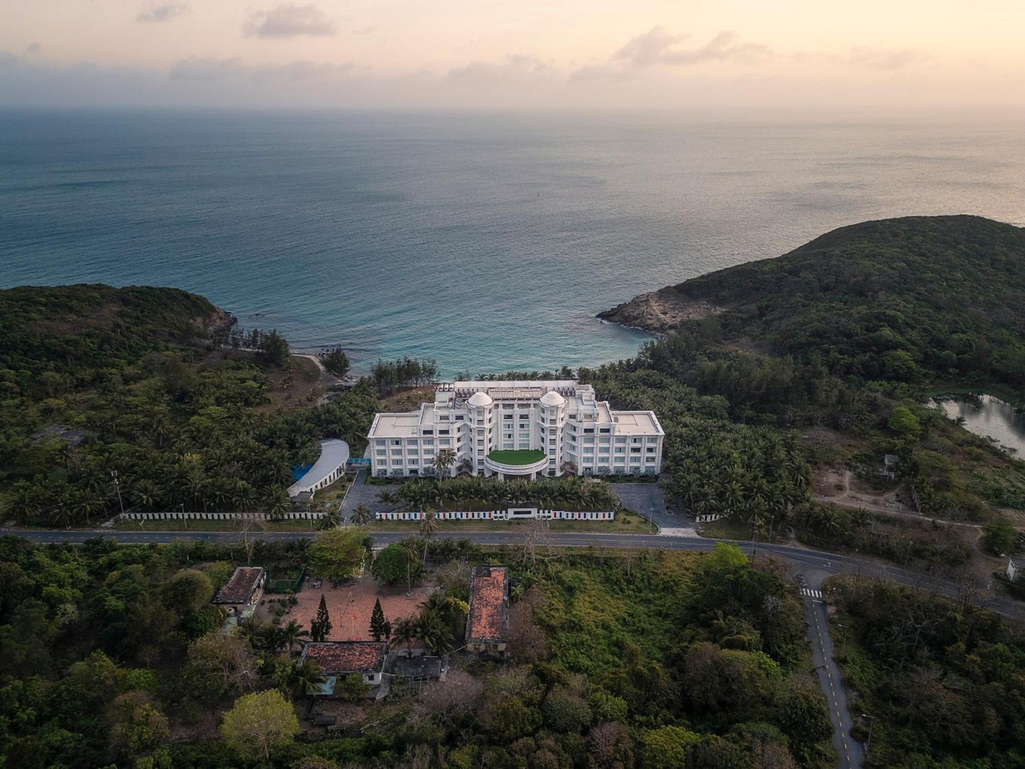 Orson Hotel & Resort Con Dao Chi Khu Co Ong Екстериор снимка